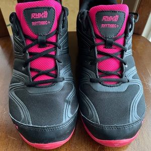 Ryka Black Walking Shoe